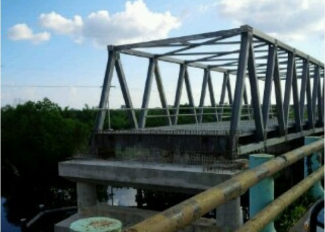 Jembatan Belading Sabak Auh Siak Sri Indrapura - Lintas10.com