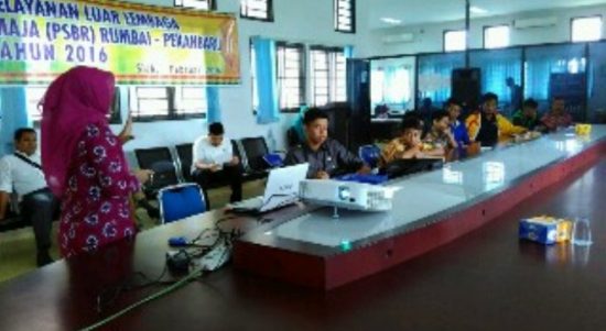 PSBR Gelar Sosialisasi Ketrampilan Kepada Anak Putus Sekolah Di Dinassosnaker Siak