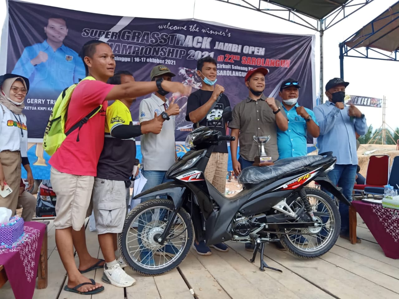 Crosser Asal Ciamis juara di Grass Track Open Jambi 2021